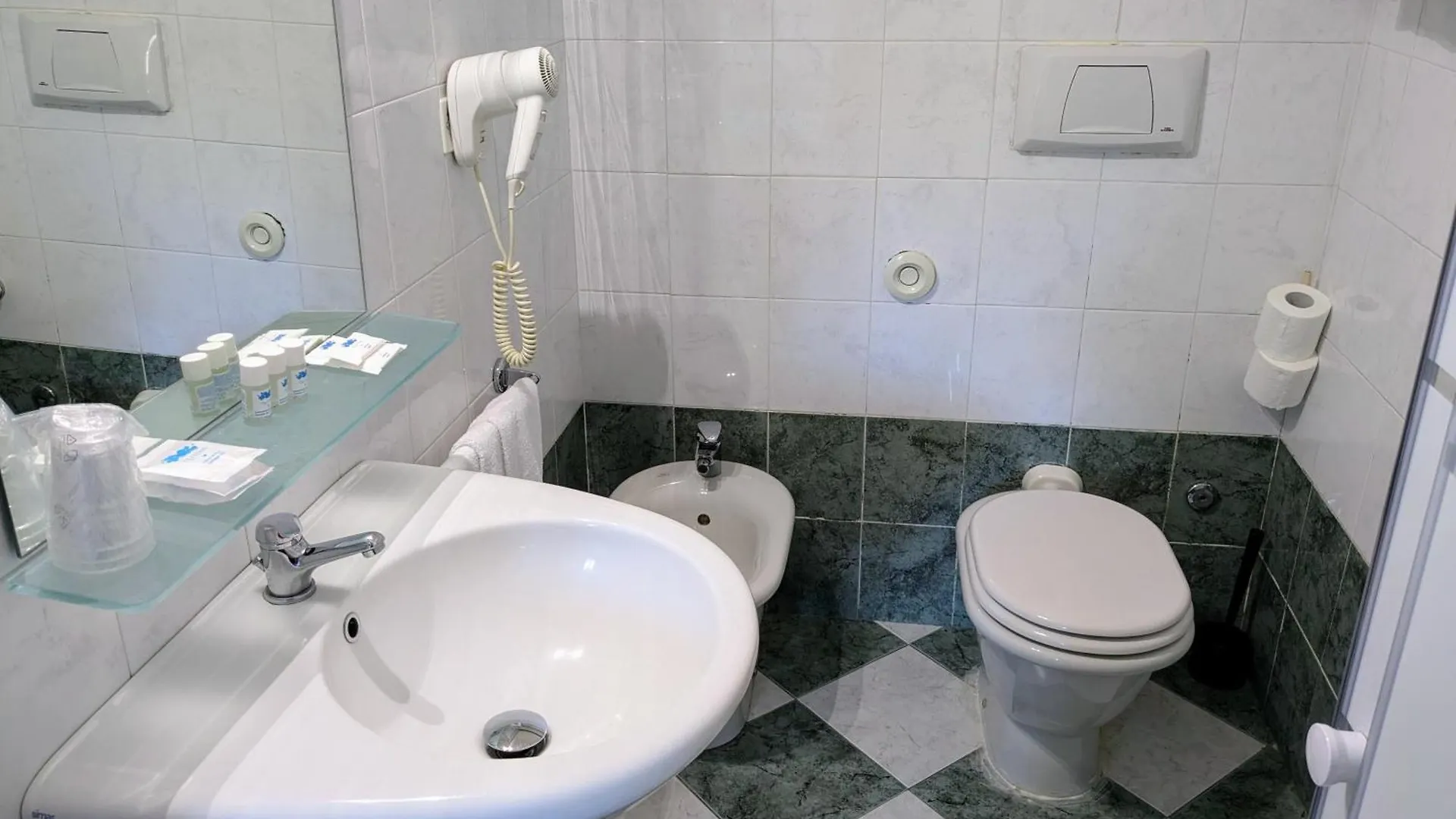 Hotel Soggiorno Athena Pisa