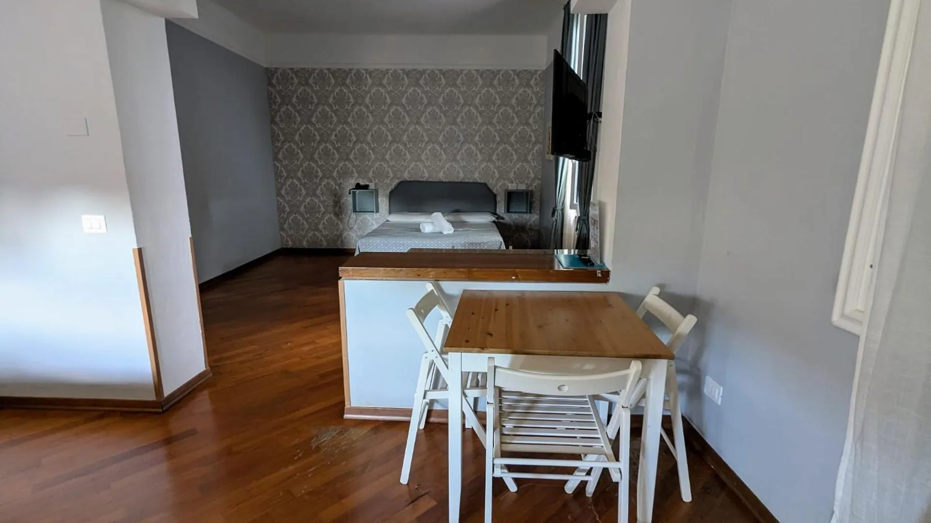 Hotel Soggiorno Athena Pisa Italy