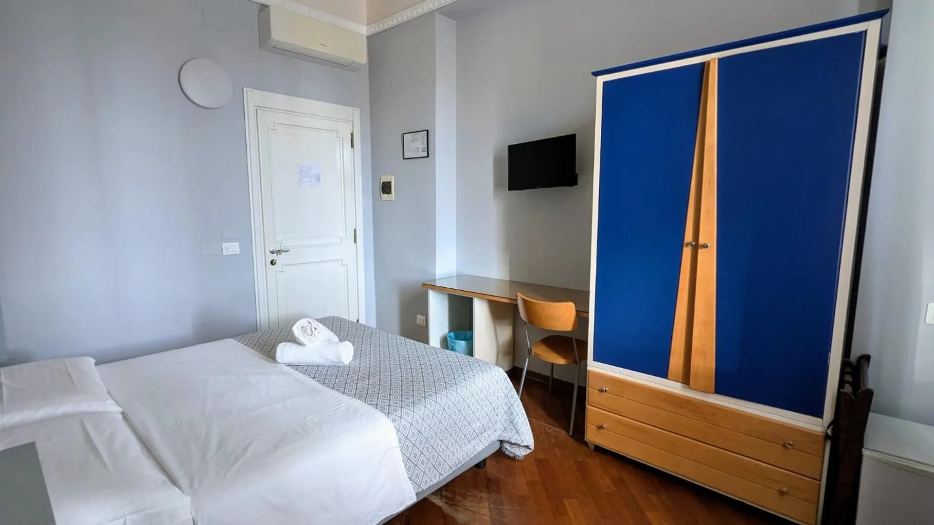Hotel Soggiorno Athena Pisa