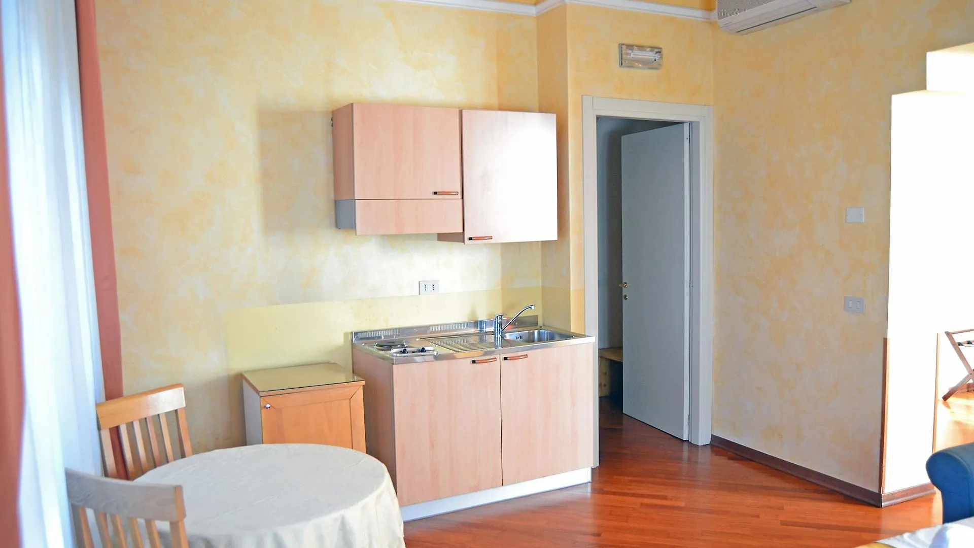 Hotel Soggiorno Athena Pisa