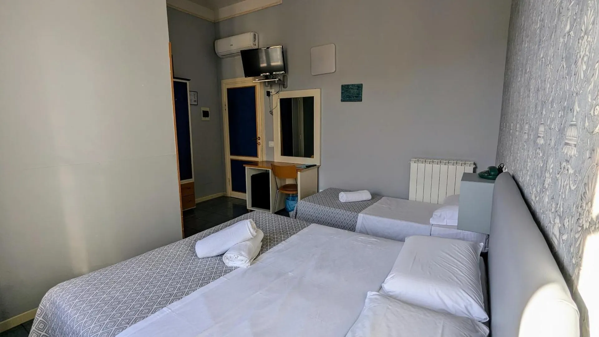 Hotel Soggiorno Athena Pisa Italy